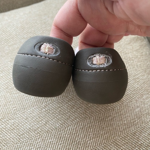 Crocs Girls Ballet Flats. Dark Brown W/Light Pink Velvet Lining W/Elastic. SZ 7. - Picture 5 of 10